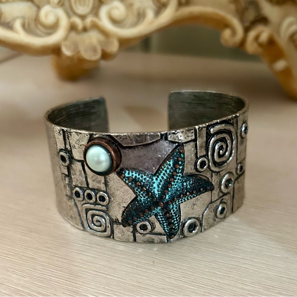 Silver Starfish Cuff Bracelet with Pearl Design